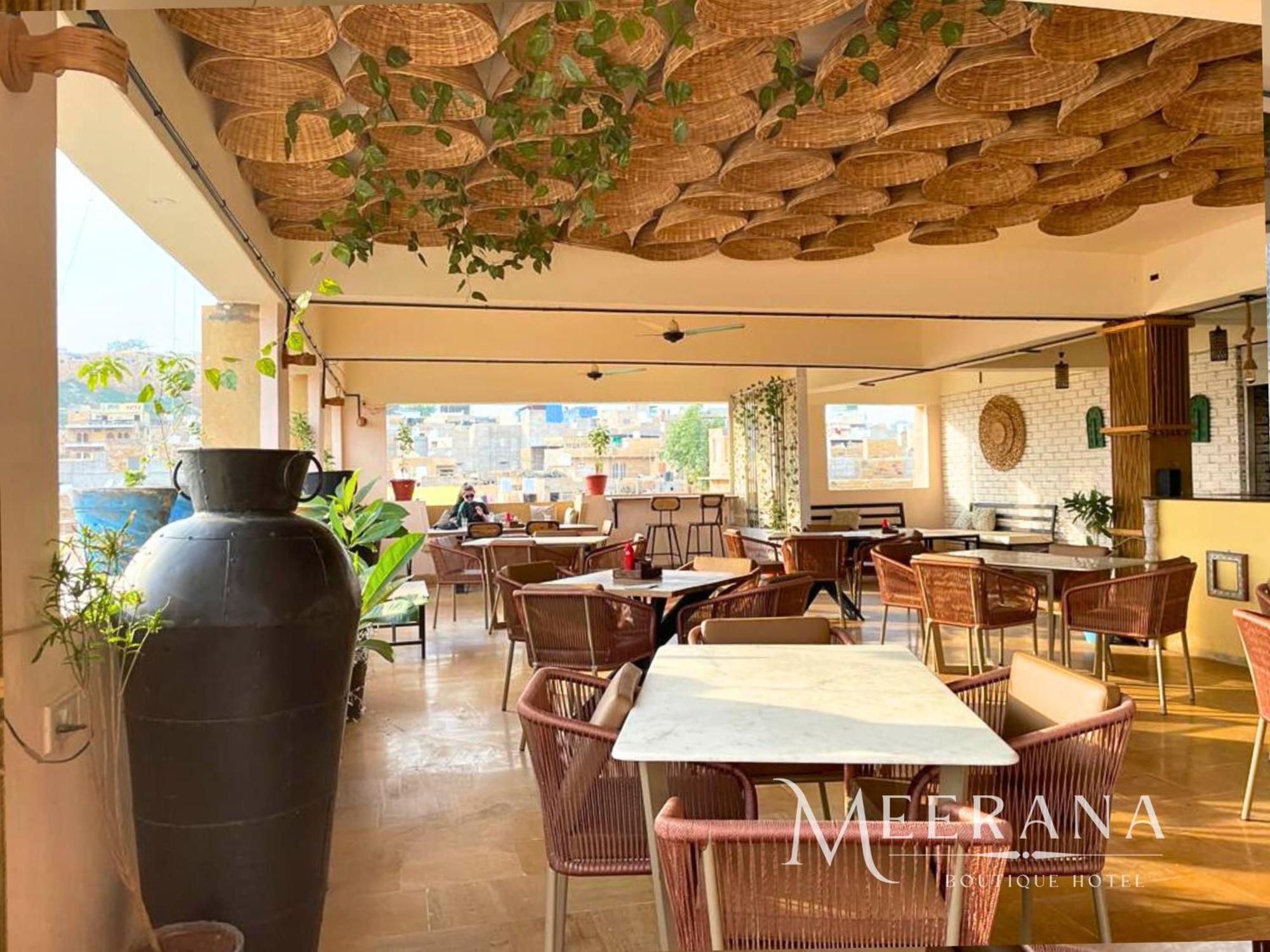 Hotel Meerana Джайсалмер Екстериор снимка