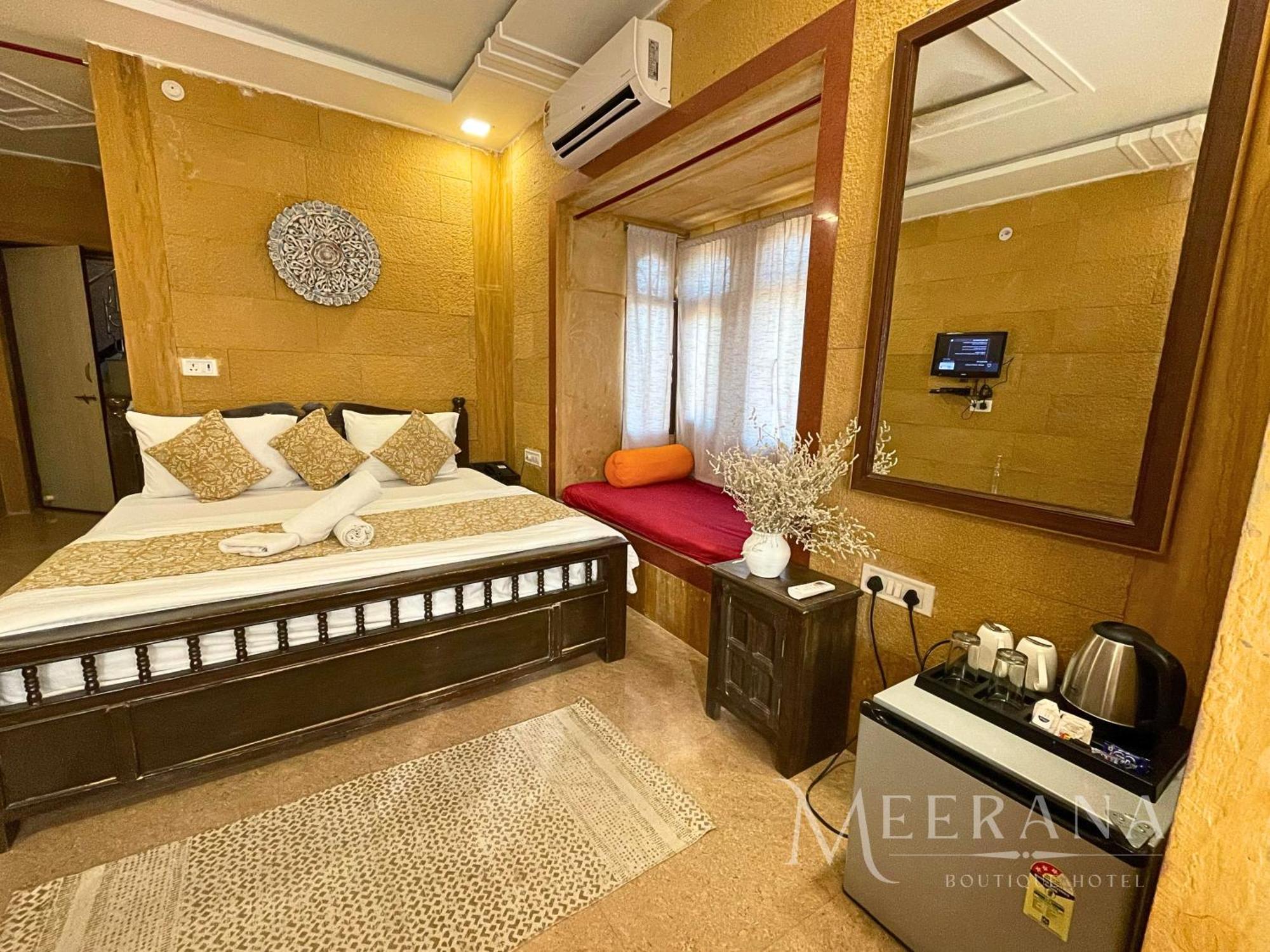 Hotel Meerana Джайсалмер Екстериор снимка