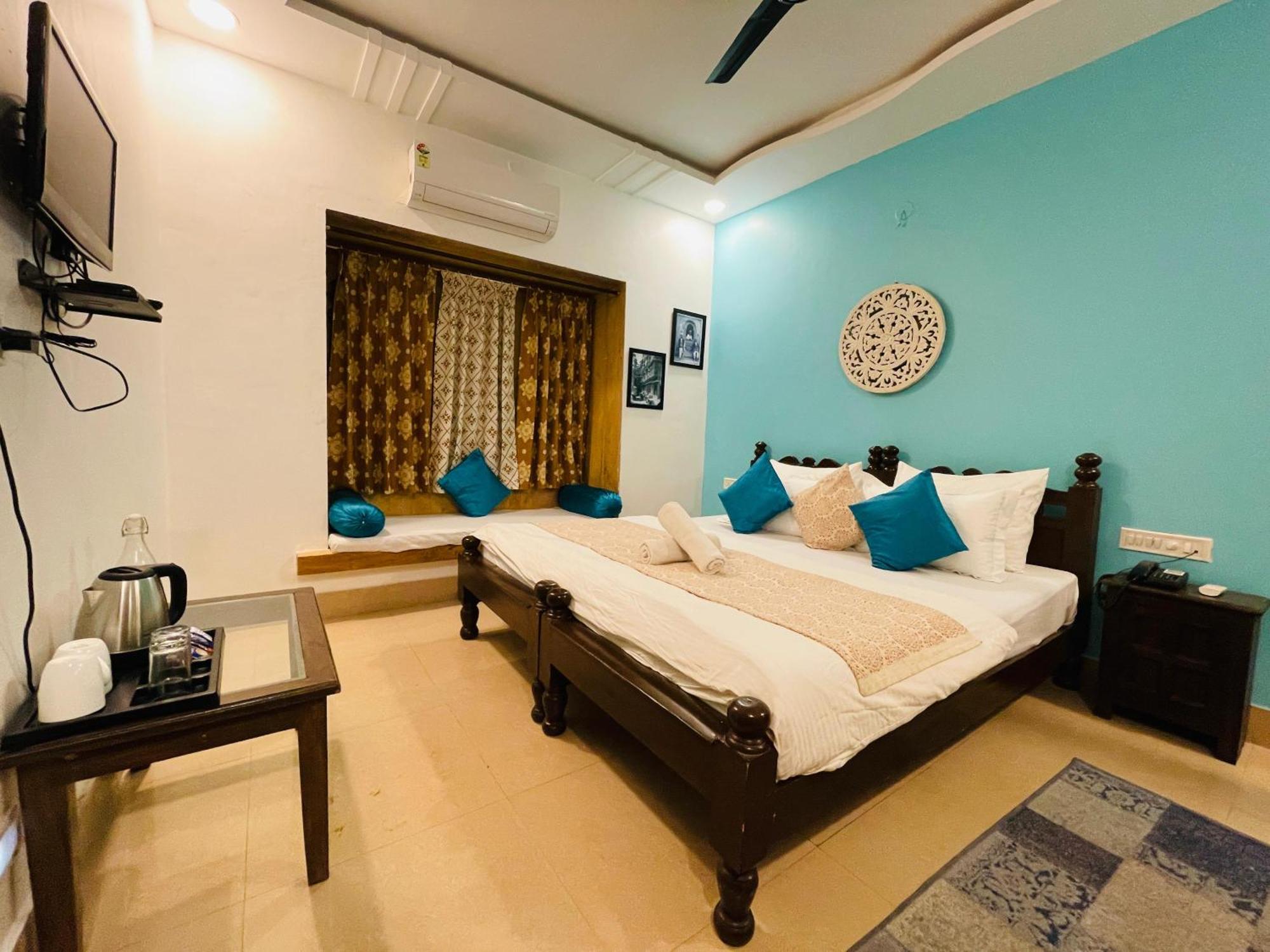 Hotel Meerana Джайсалмер Екстериор снимка